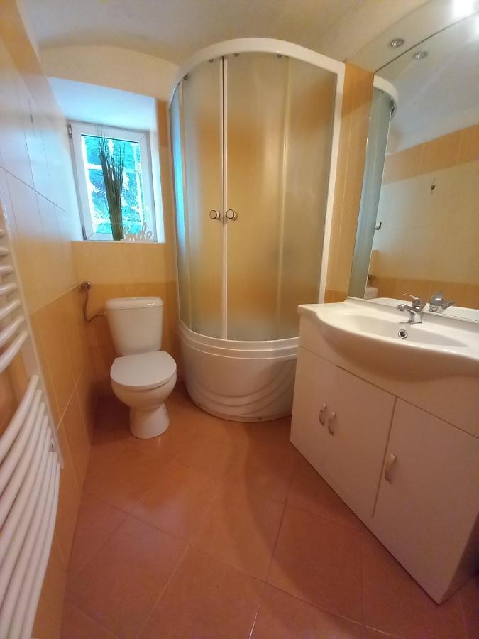 Chalupa Nela Apartmany Haj U Loucne Pod Klinovcem โลชนา โปด กลิโนฟเซม ภายนอก รูปภาพ